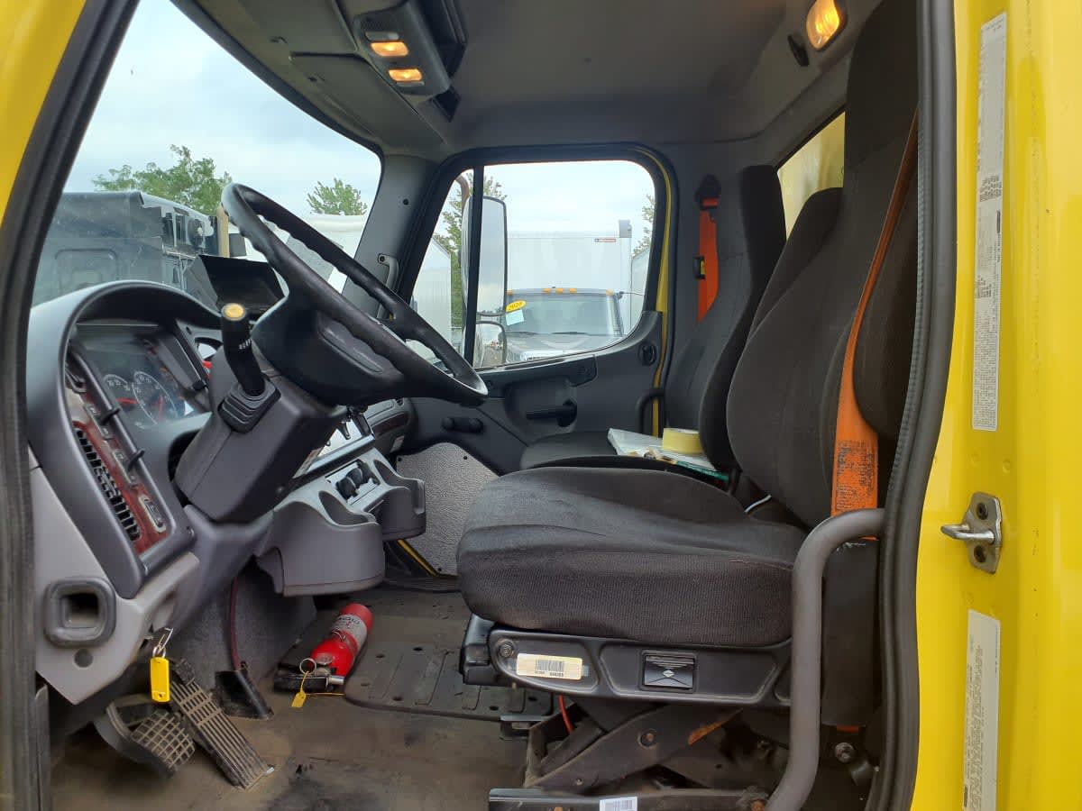 2016 Freightliner M2 106 648308