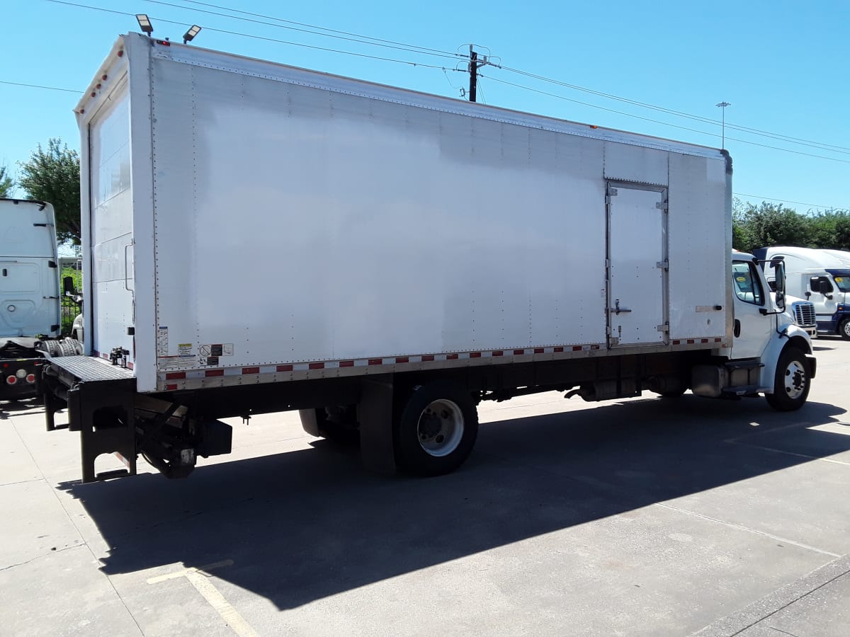 2016 Freightliner/Mercedes M2 106 648340