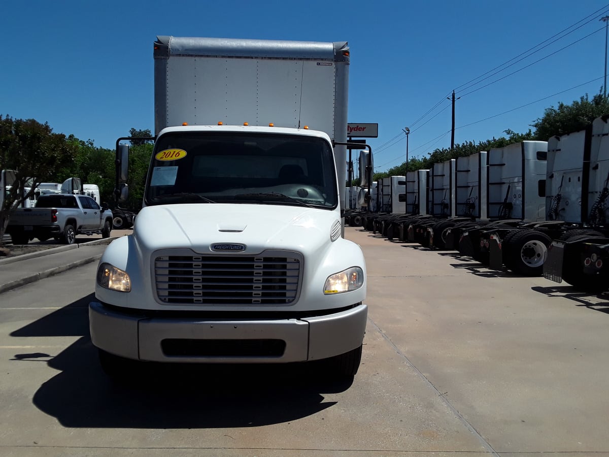 2016 Freightliner/Mercedes M2 106 648340