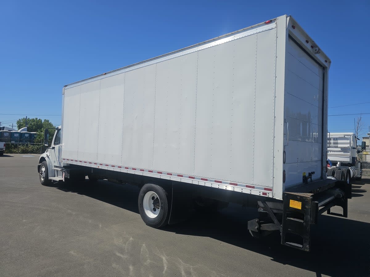 2016 Freightliner M2 106 648439