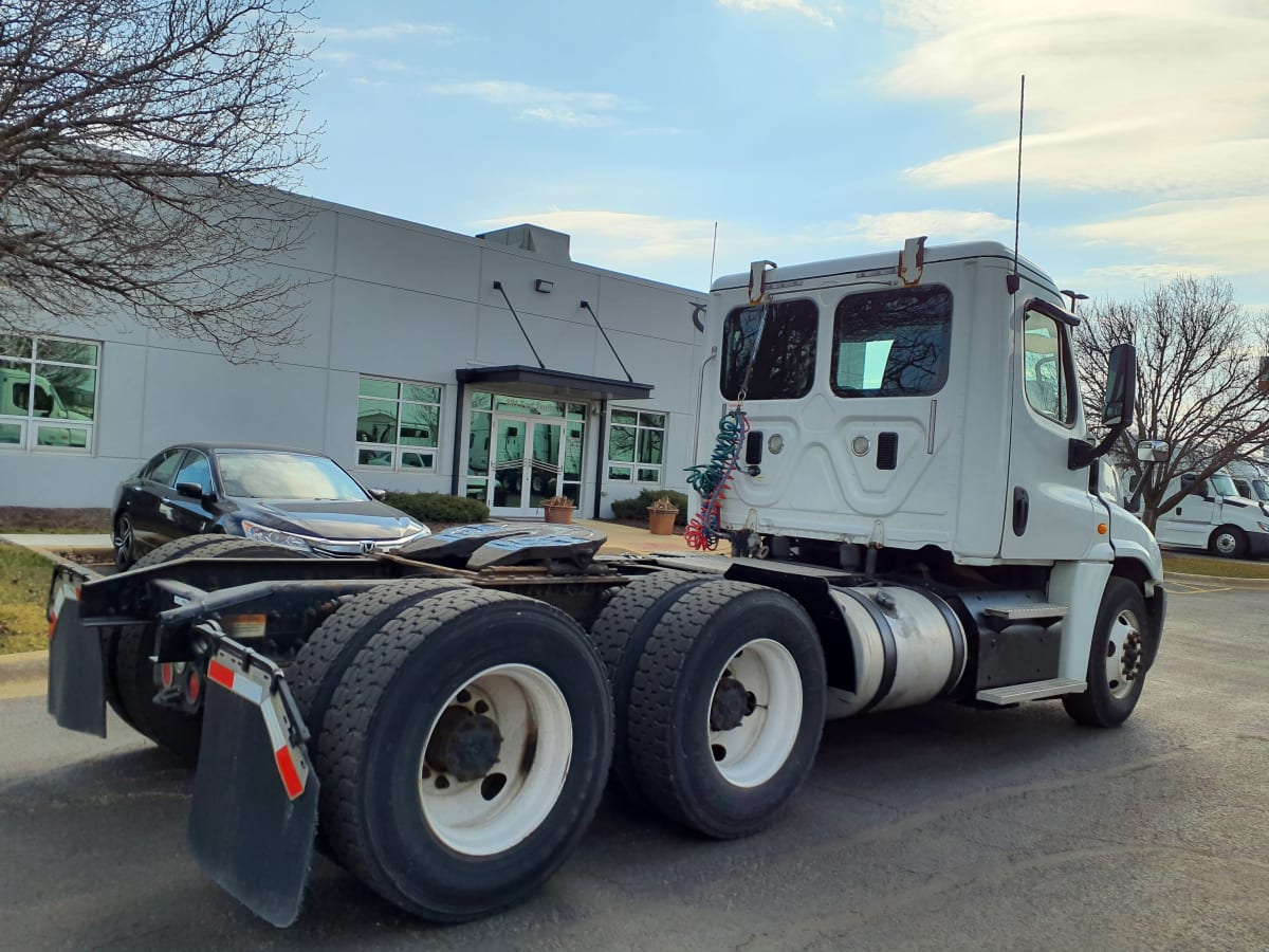 2016 Freightliner/Mercedes CASCADIA 125 648530