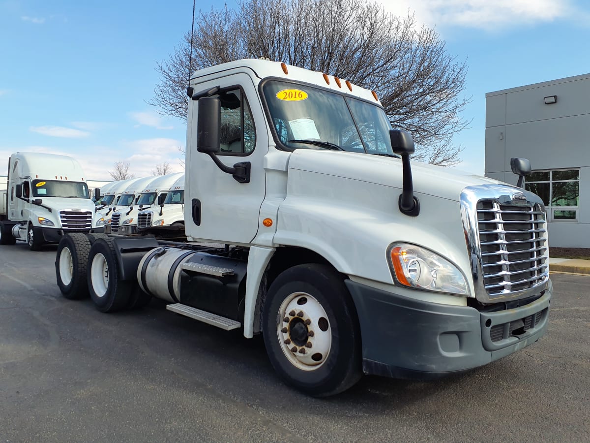 2016 Freightliner/Mercedes CASCADIA 125 648530