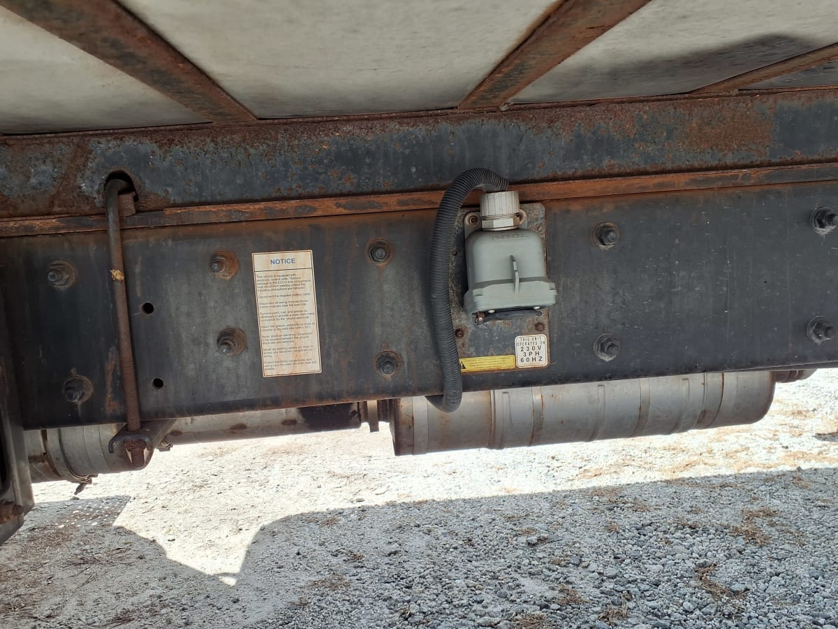 2016 Freightliner/Mercedes M2 106 648753