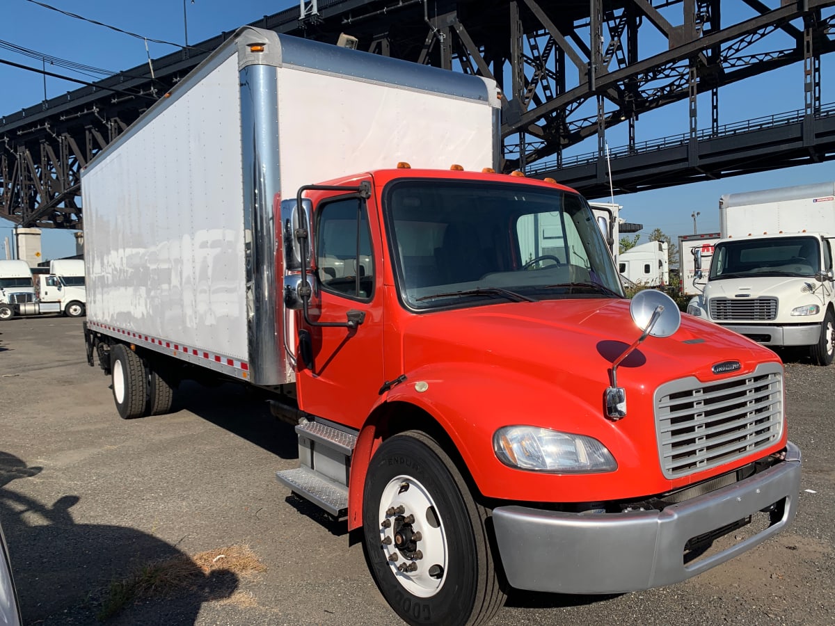 2016 Freightliner/Mercedes M2 106 648770