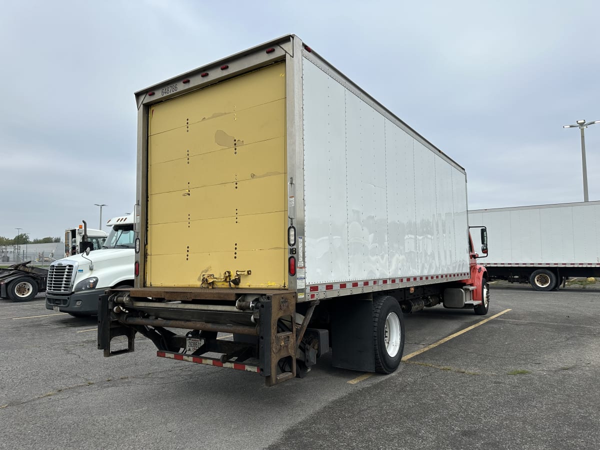 2016 Freightliner/Mercedes M2 106 648786