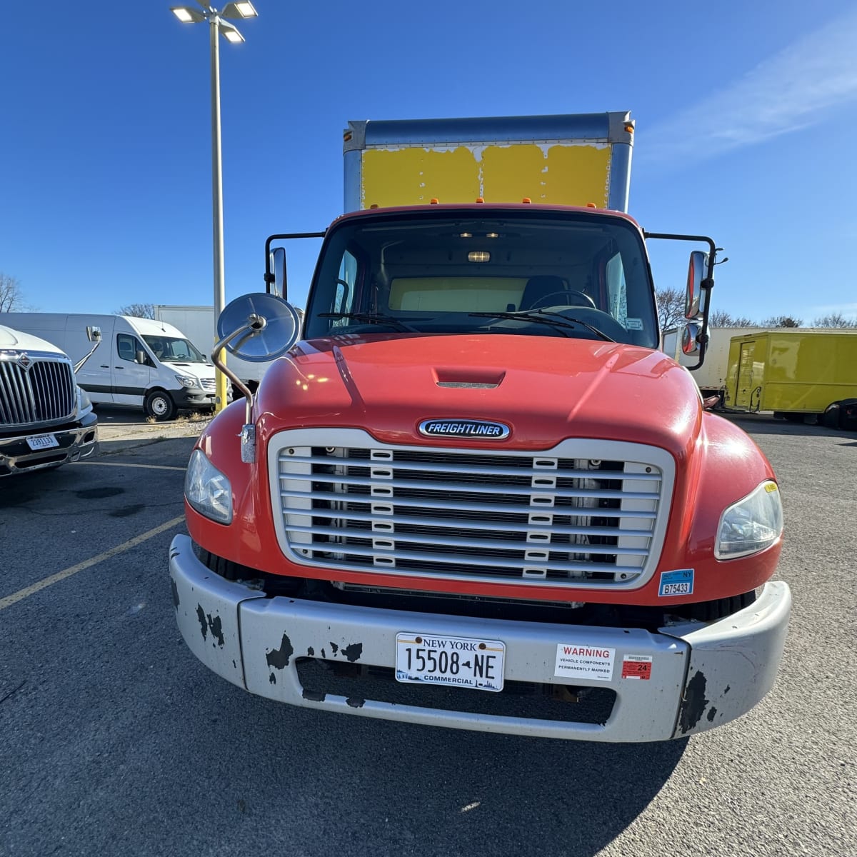 2016 Freightliner/Mercedes M2 106 648805