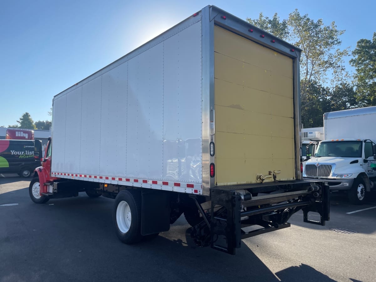 2016 Freightliner/Mercedes M2 106 648866