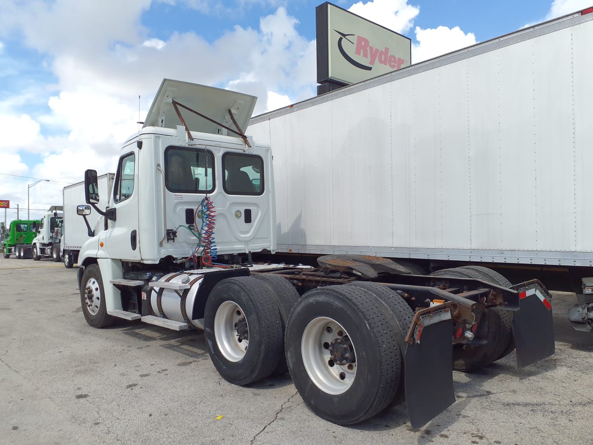 2016 Freightliner/Mercedes CASCADIA 125 648937