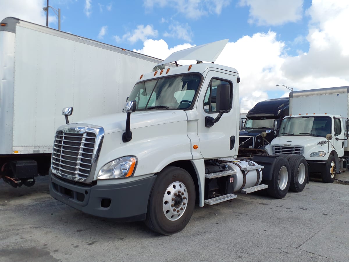 2016 Freightliner/Mercedes CASCADIA 125 648937