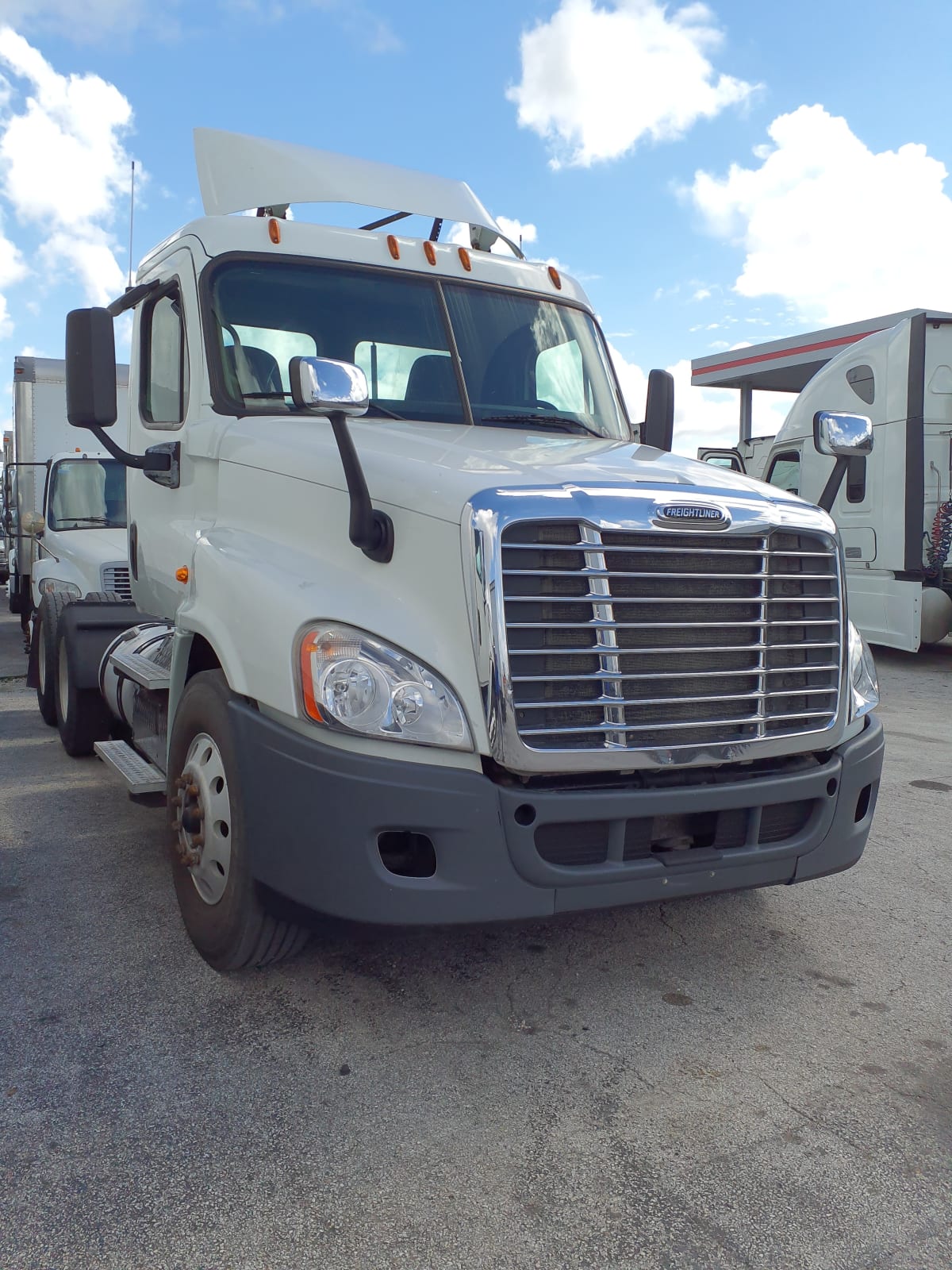 2016 Freightliner/Mercedes CASCADIA 125 648937