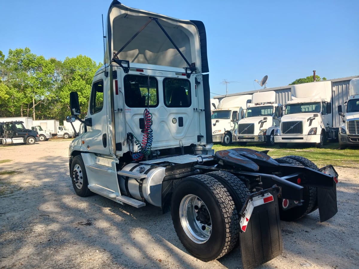 2016 Freightliner/Mercedes CASCADIA 125 648984