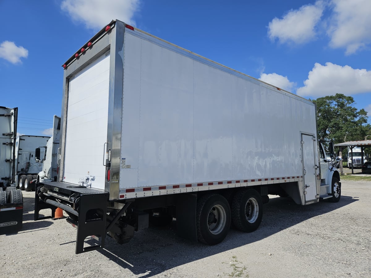 2016 Freightliner/Mercedes M2 106 649206