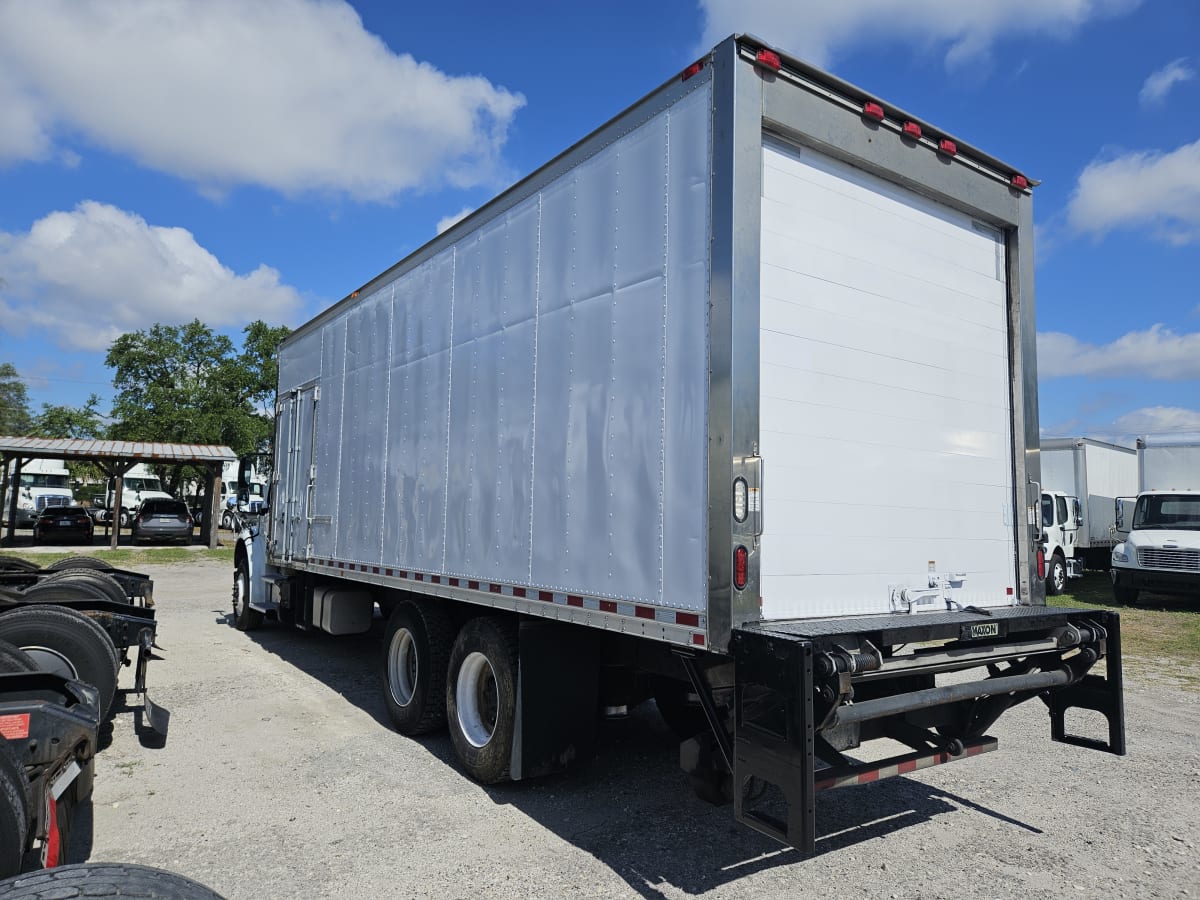 2016 Freightliner/Mercedes M2 106 649206