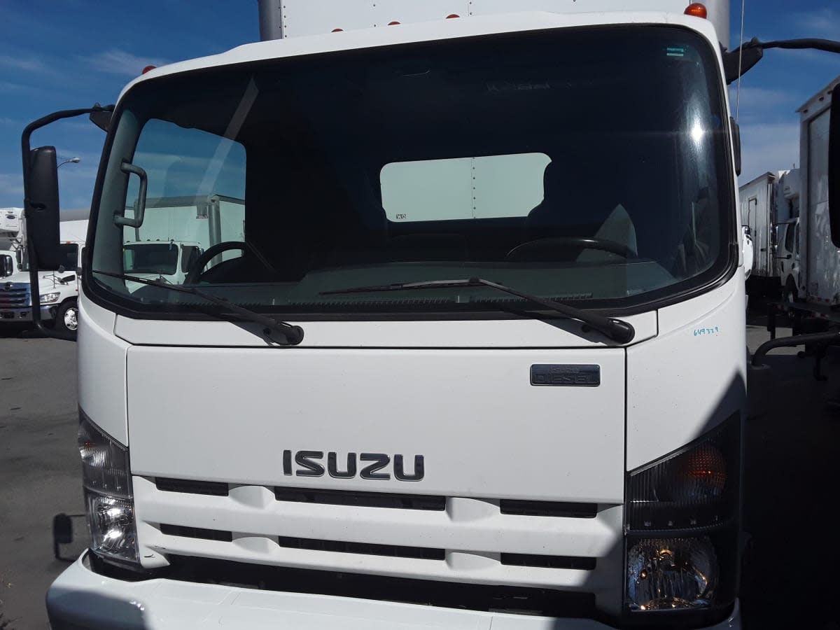 2015 Isuzu NPR 649329
