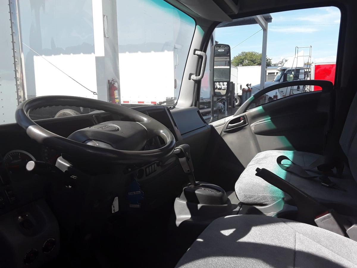 2015 Isuzu NPR 649329