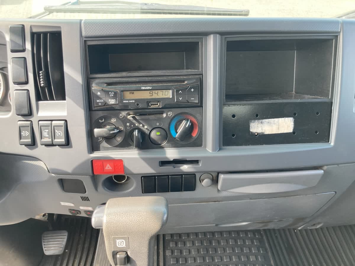 2015 Isuzu NPR HD 649460