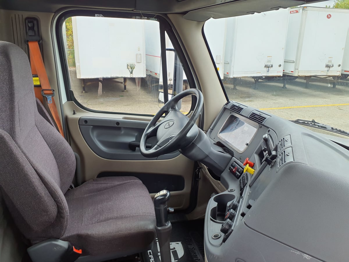 2016 Freightliner/Mercedes CASCADIA 125 649632