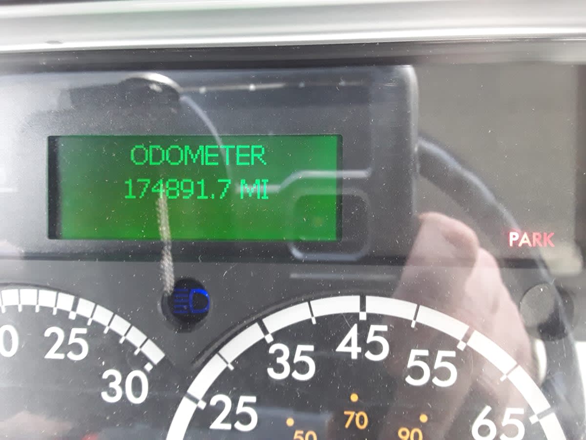 2016 Freightliner M2 106 649636