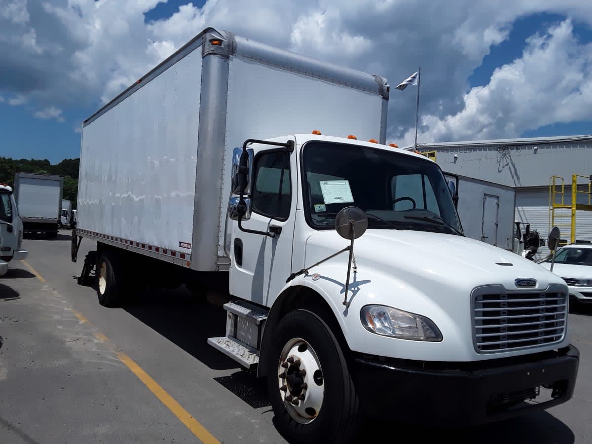 2016 Freightliner M2 106 649636