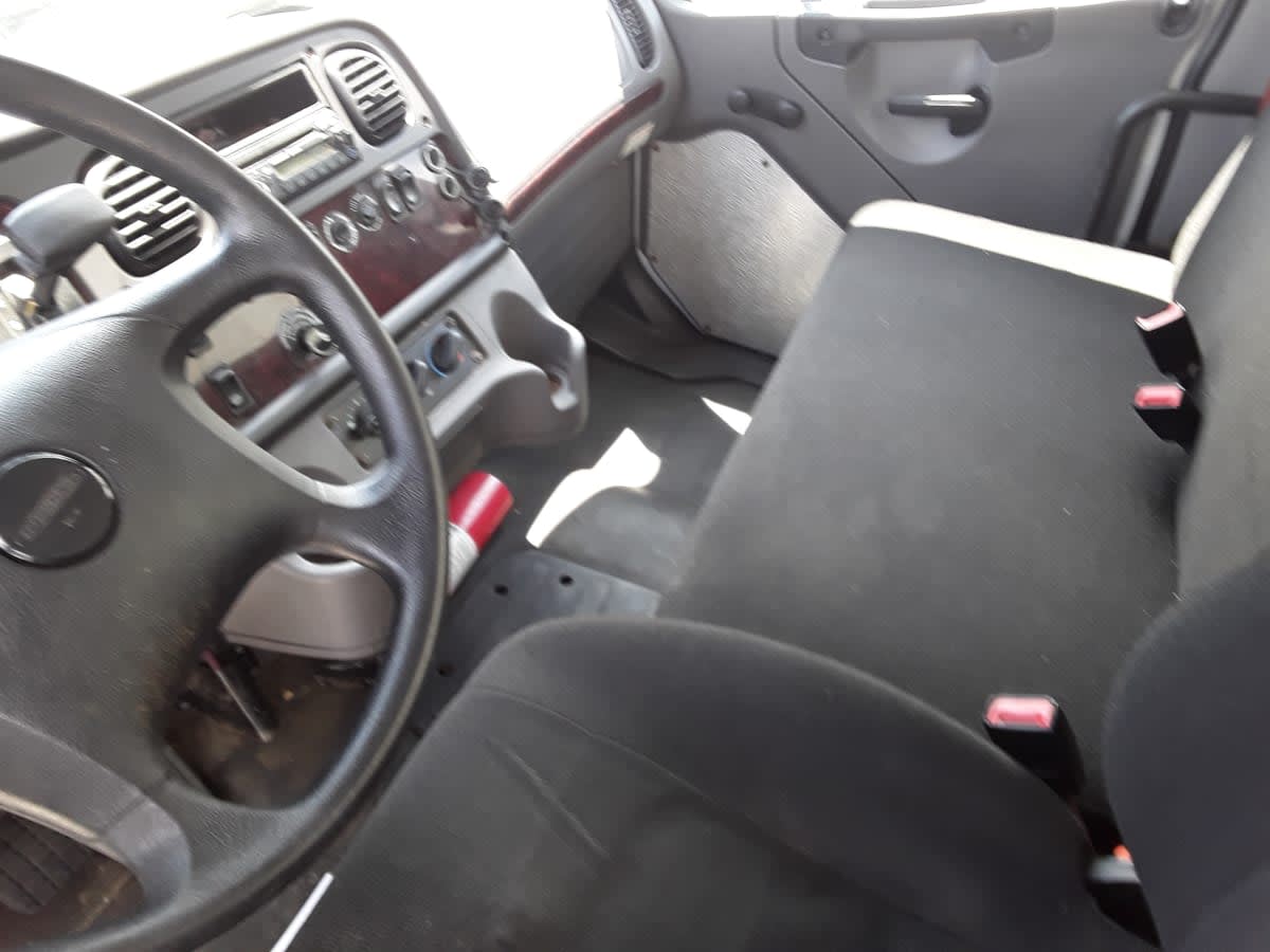2016 Freightliner M2 106 649636