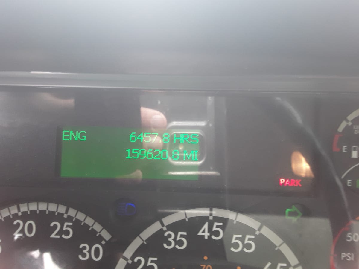 2016 Freightliner M2 106 649638