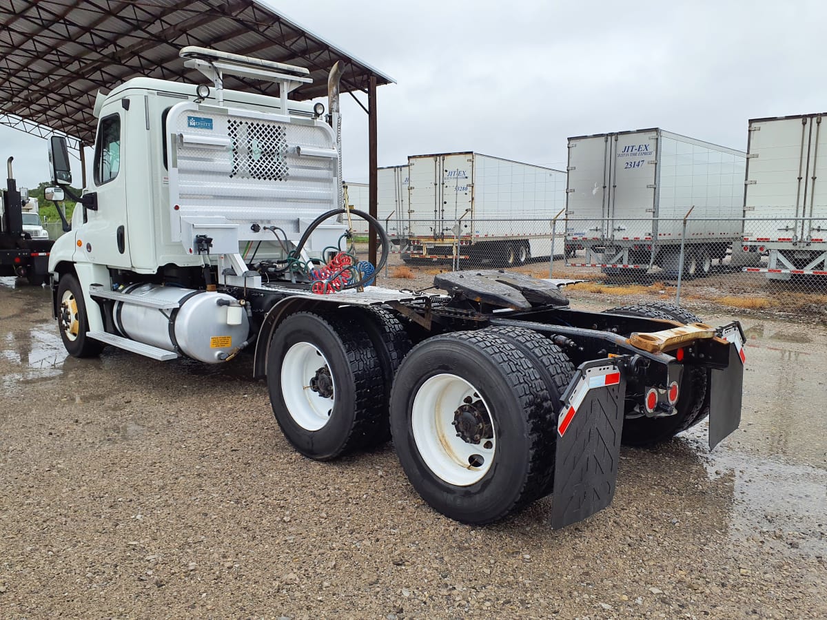 2016 Freightliner/Mercedes CASCADIA 125 649672