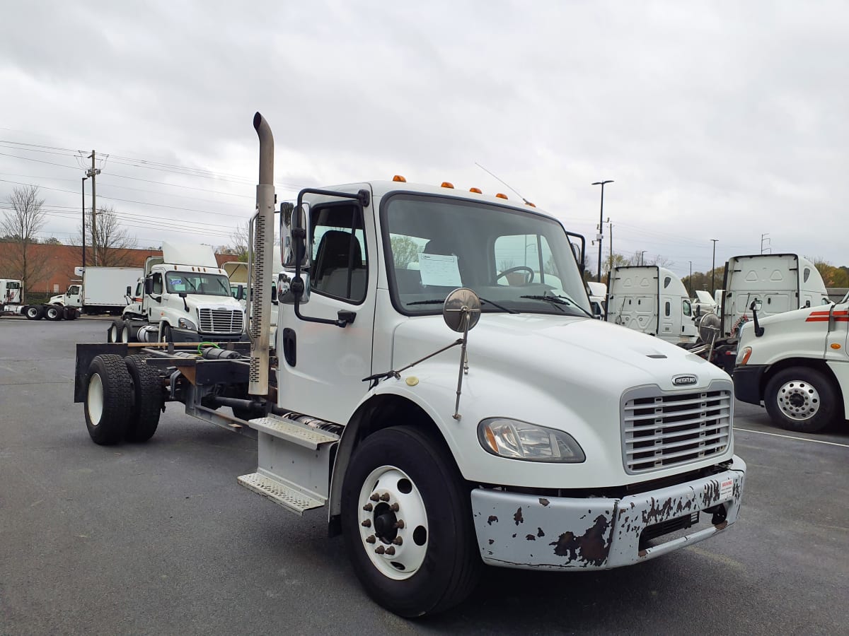 2016 Freightliner/Mercedes M2 106 649826