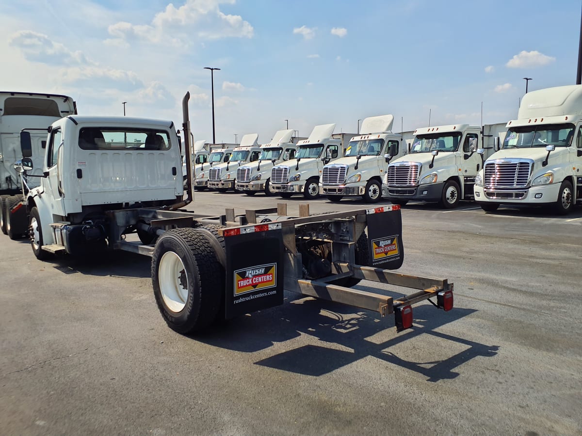 2016 Freightliner/Mercedes M2 106 649827