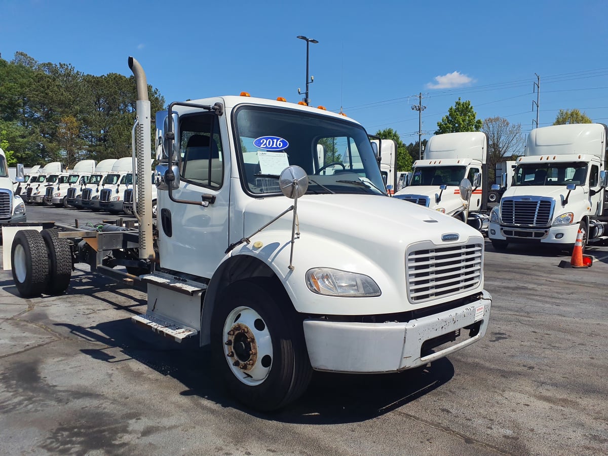 2016 Freightliner/Mercedes M2 106 649829