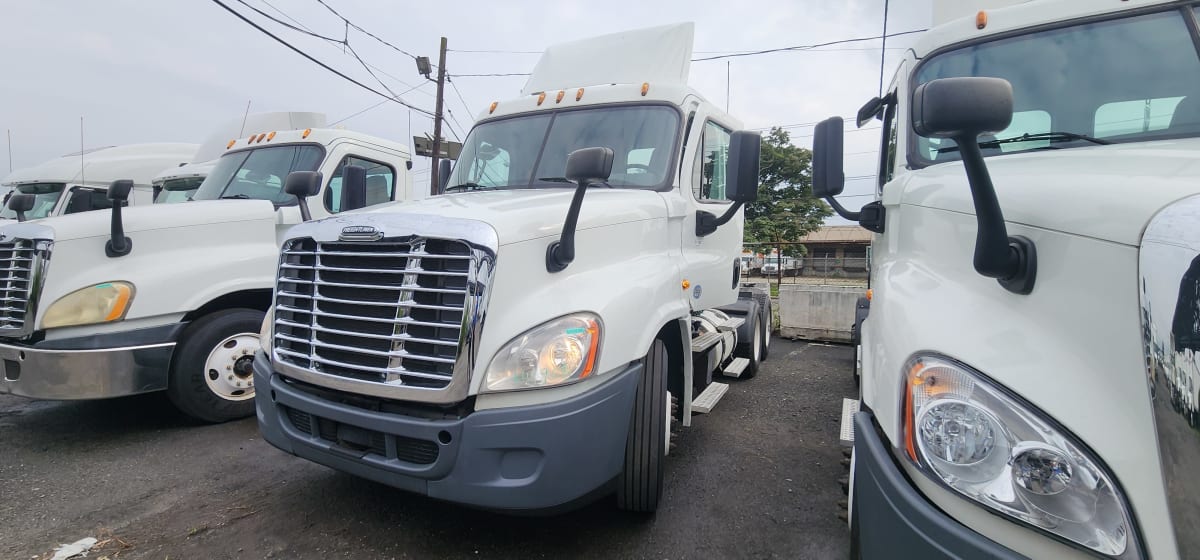 2016 Freightliner/Mercedes CASCADIA 125 649908