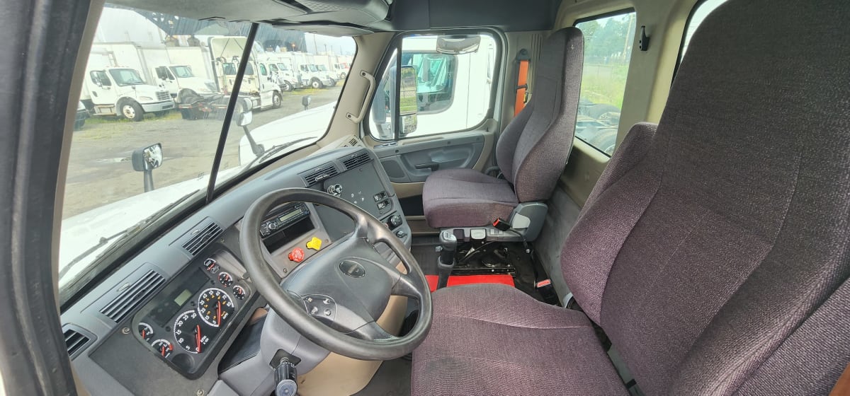 2016 Freightliner/Mercedes CASCADIA 125 649908