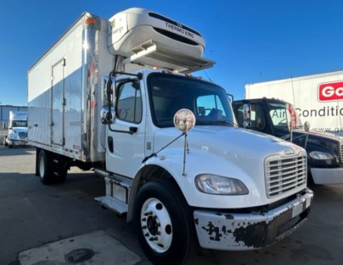 2016 Freightliner/Mercedes M2 106 650005