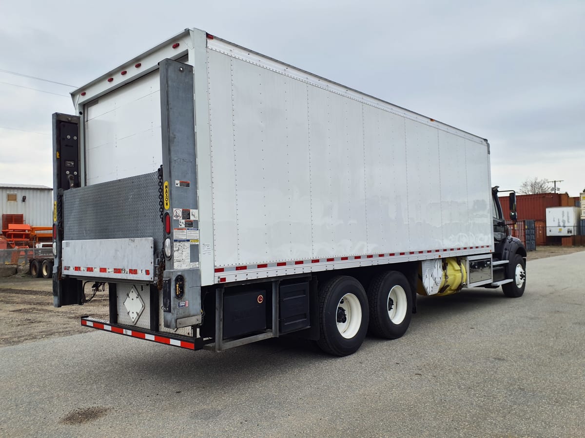 2016 Freightliner/Mercedes M2 112 650323