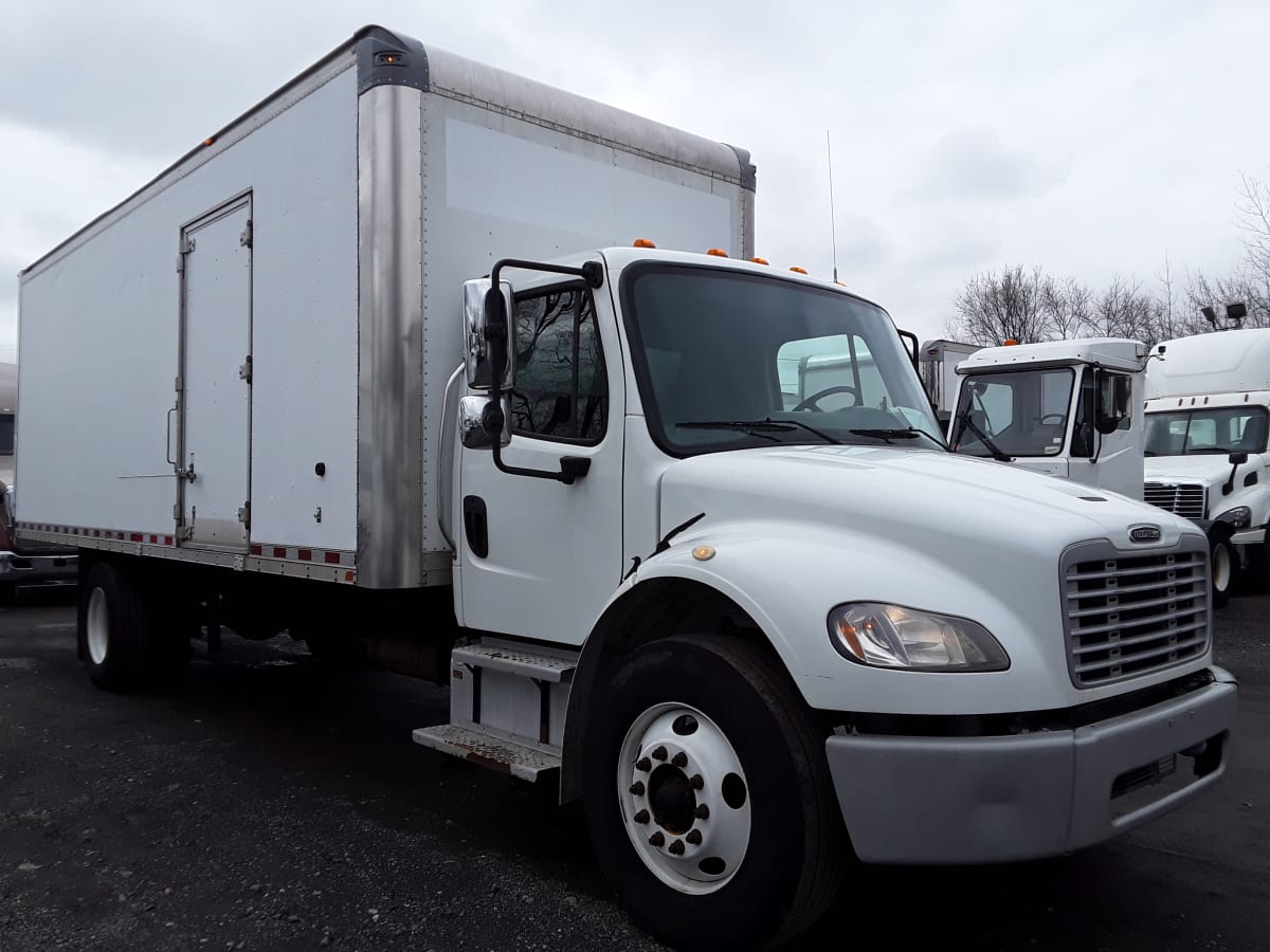 2016 Freightliner/Mercedes M2 106 650333