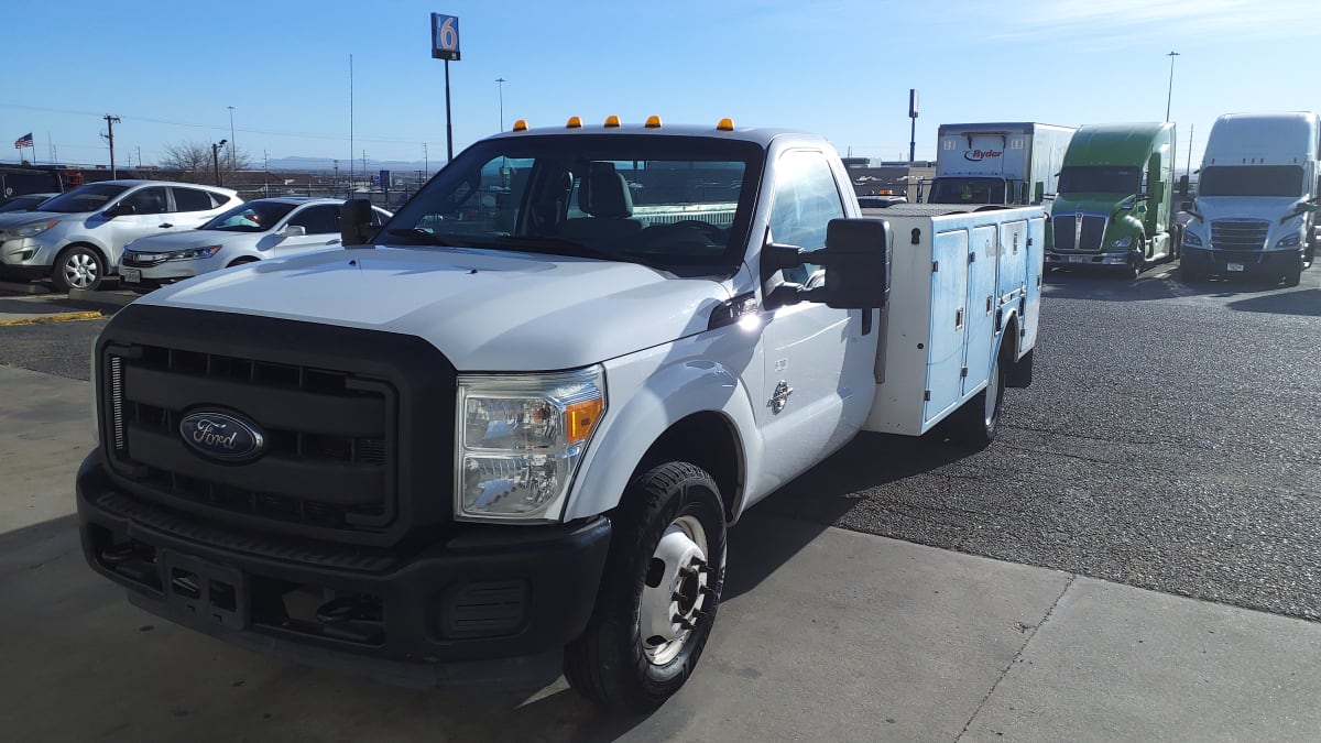 2015 Ford Motor Company F350 650394