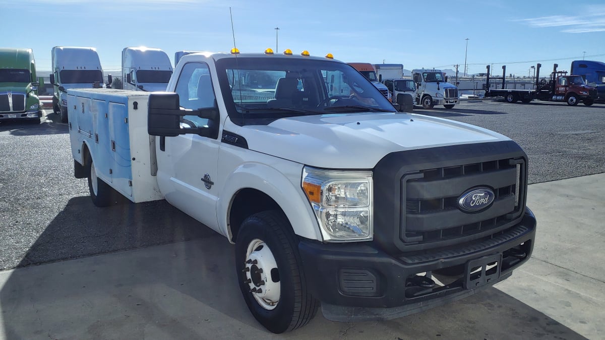 2015 Ford Motor Company F350 650394