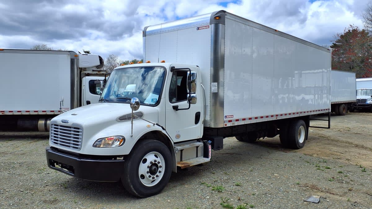2016 Freightliner/Mercedes M2 106 650425