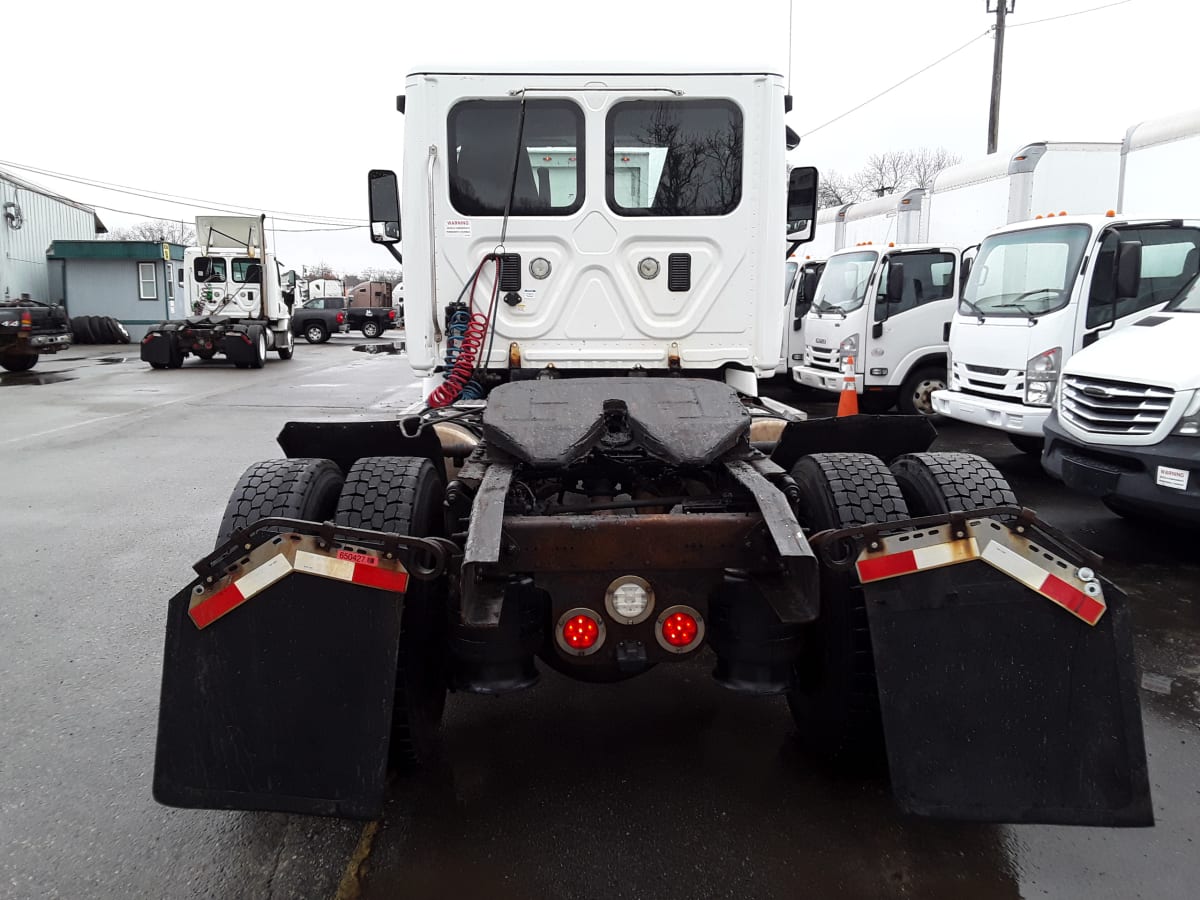 2016 Freightliner/Mercedes CASCADIA 113 650427