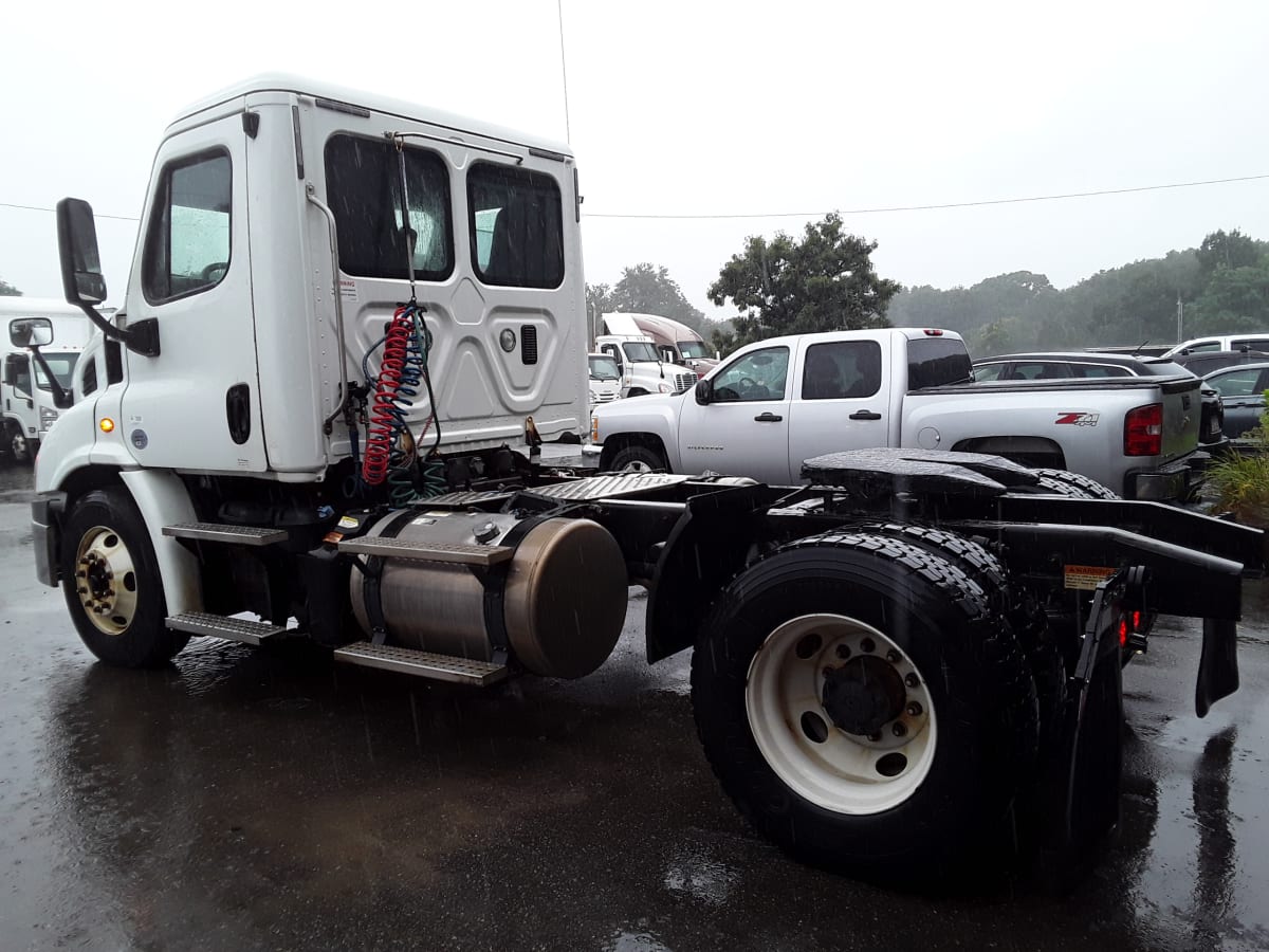 2016 Freightliner/Mercedes CASCADIA 113 650428