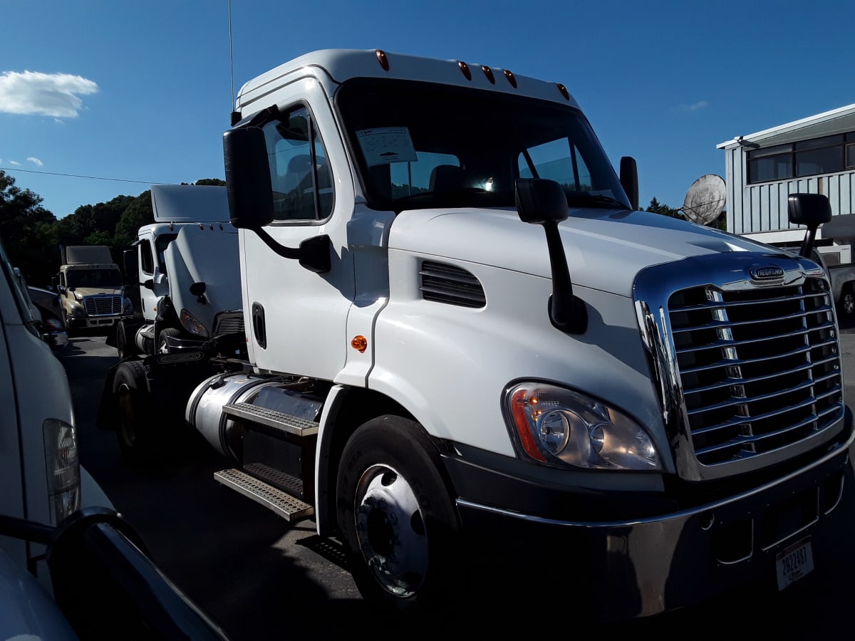 2016 Freightliner/Mercedes CASCADIA 113 650429