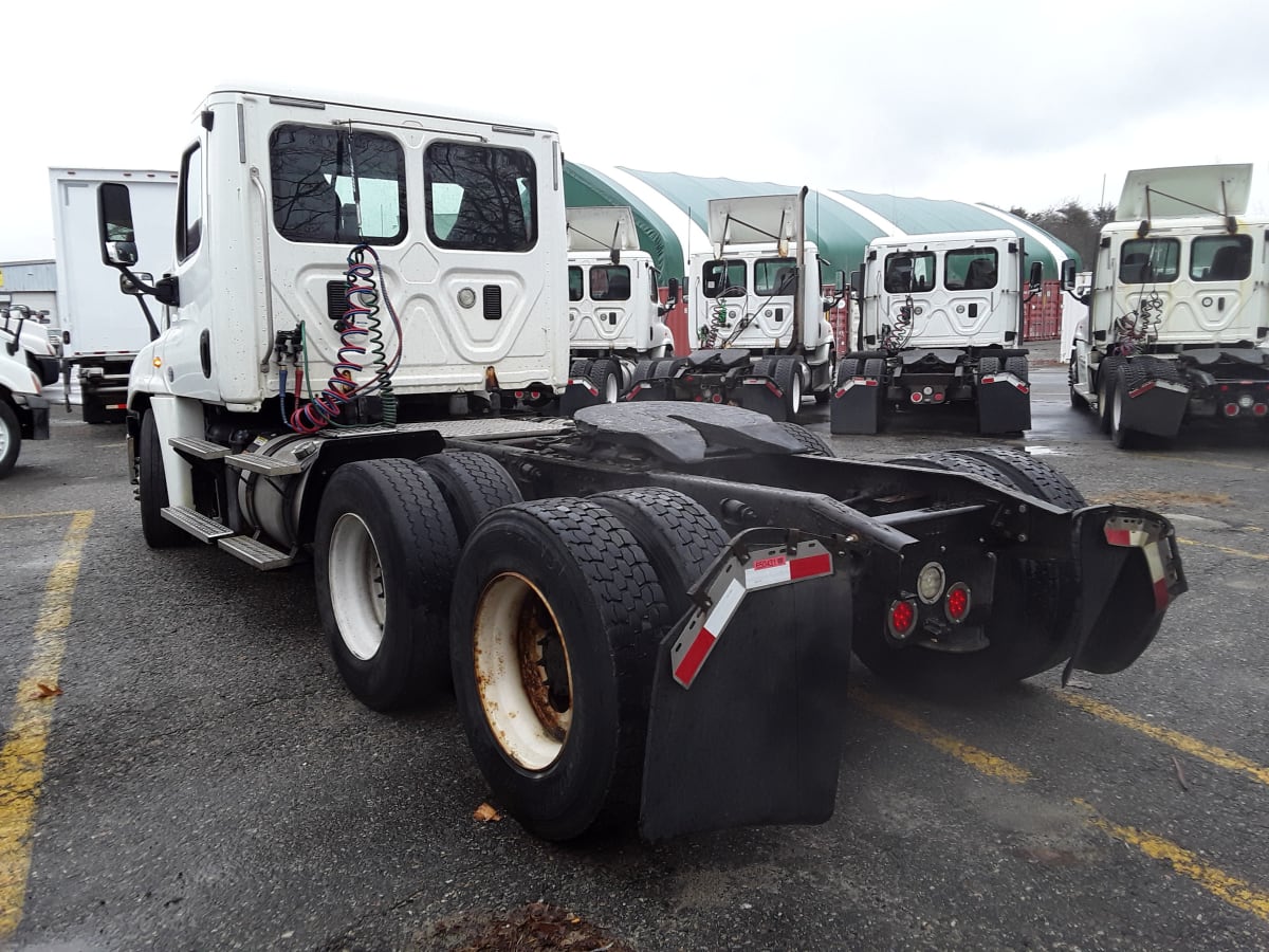 2016 Freightliner/Mercedes CASCADIA 125 650431