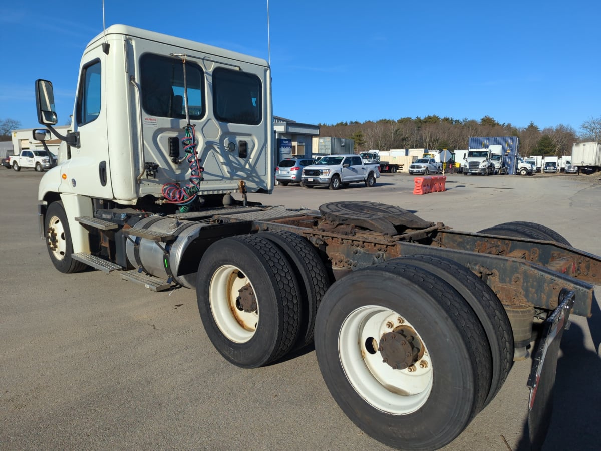 2016 Freightliner/Mercedes CASCADIA 125 650432