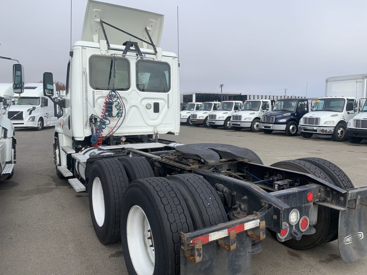 2016 Freightliner/Mercedes CASCADIA 125 650442