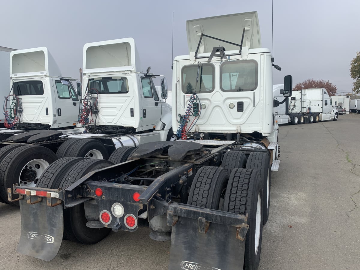 2016 Freightliner/Mercedes CASCADIA 125 650442