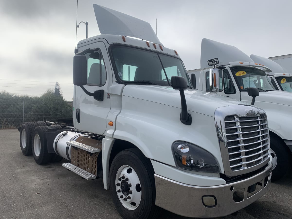 2016 Freightliner/Mercedes CASCADIA 125 650442