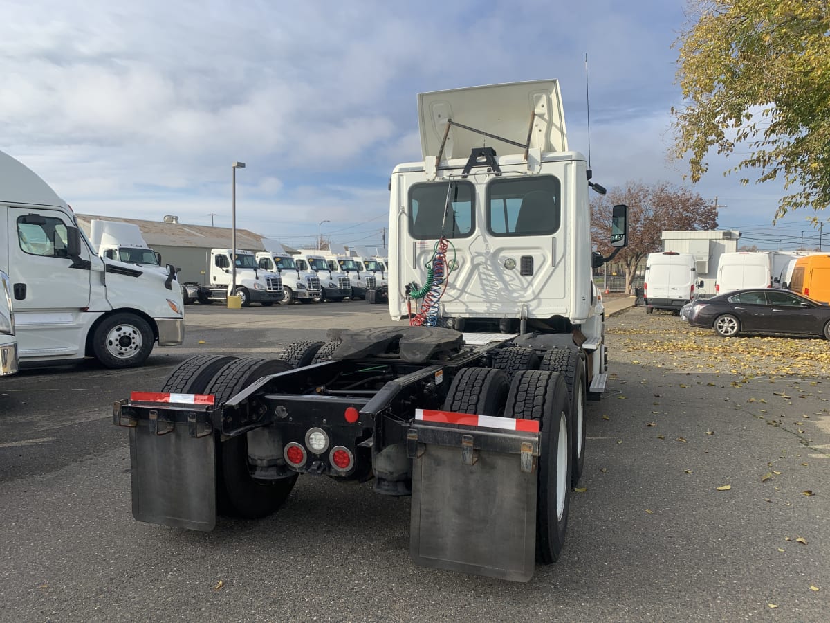 2016 Freightliner/Mercedes CASCADIA 125 650443