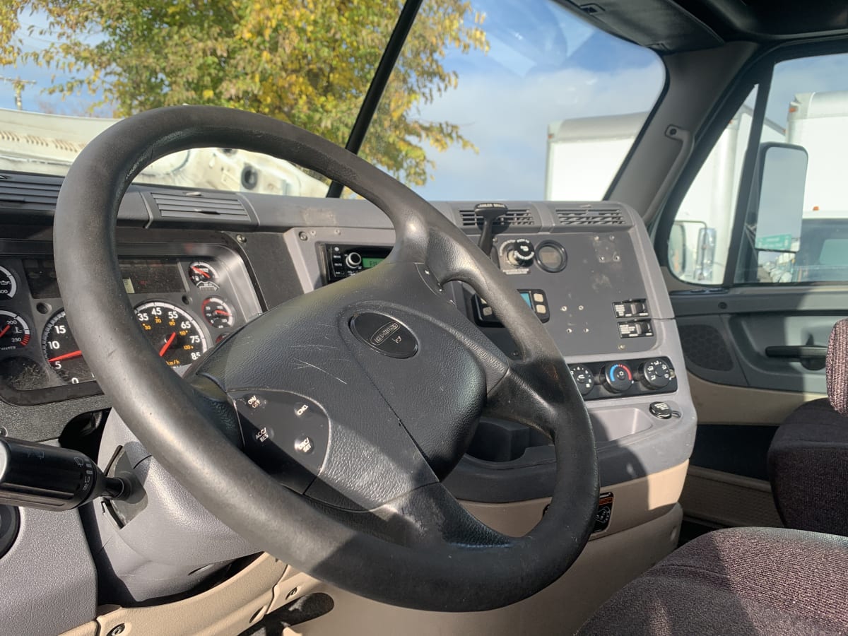 2016 Freightliner/Mercedes CASCADIA 125 650443