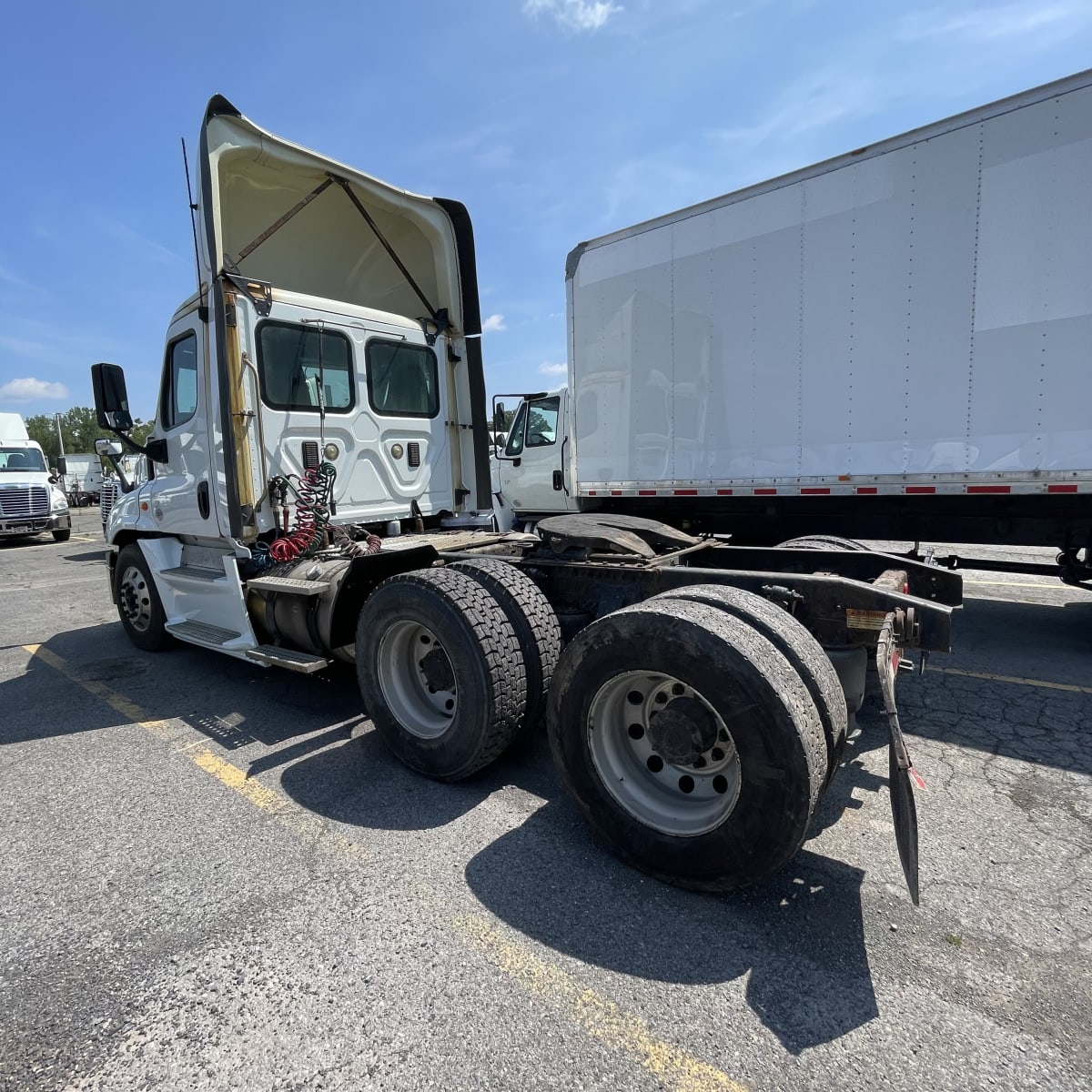 2016 Freightliner/Mercedes CASCADIA 125 650459