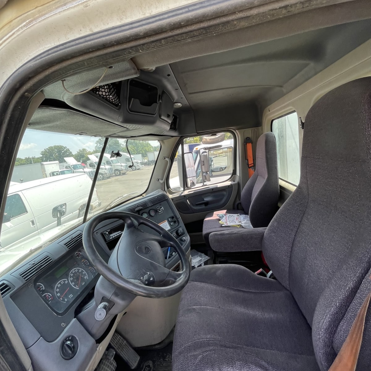 2016 Freightliner/Mercedes CASCADIA 125 650459