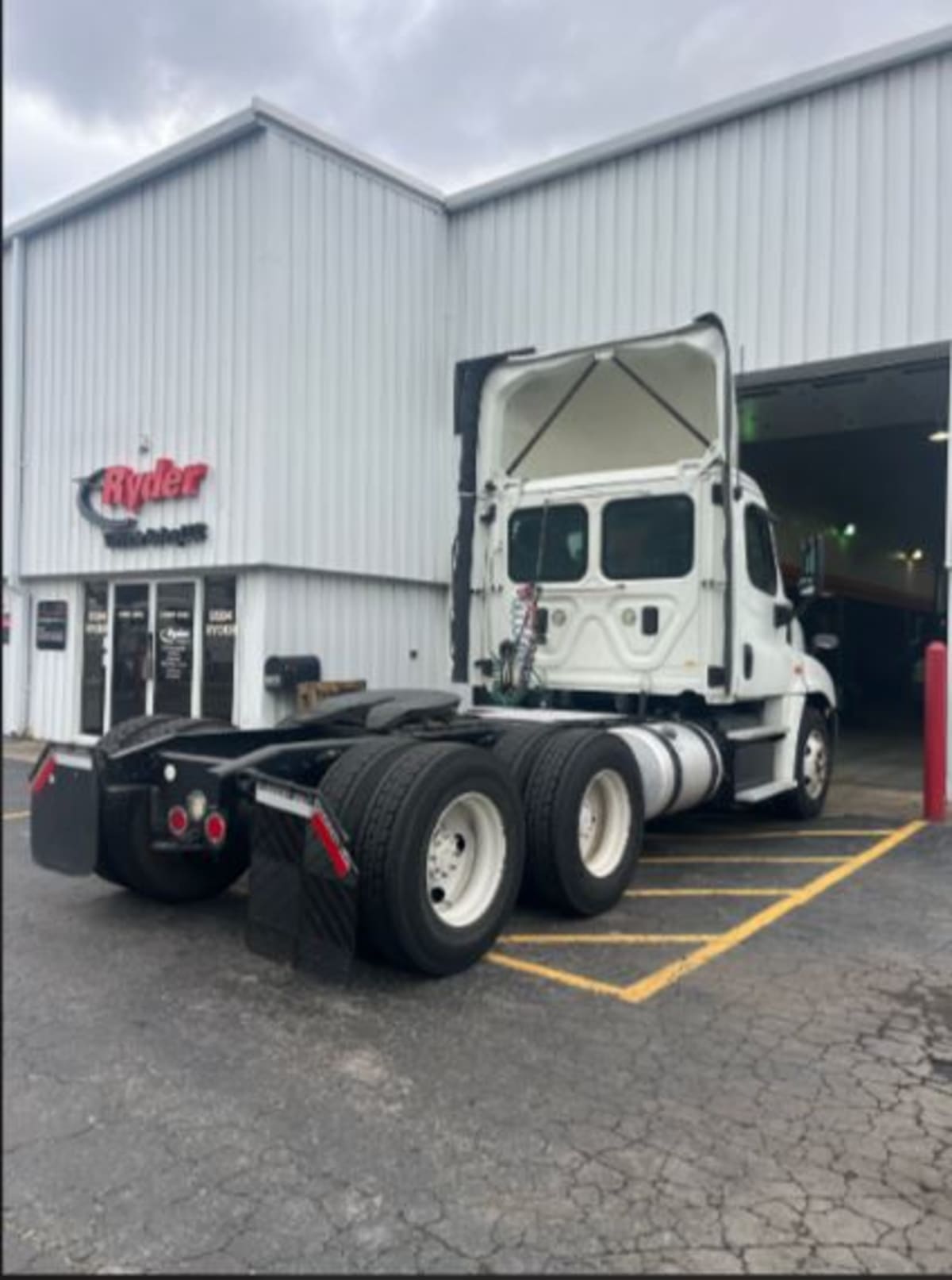 2016 Freightliner/Mercedes CASCADIA 125 650547